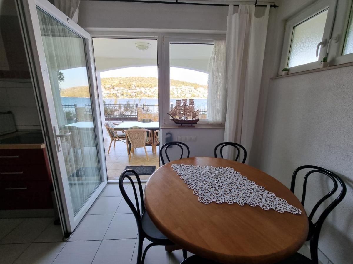 Villa Jana Apartments Trogir Exterior photo